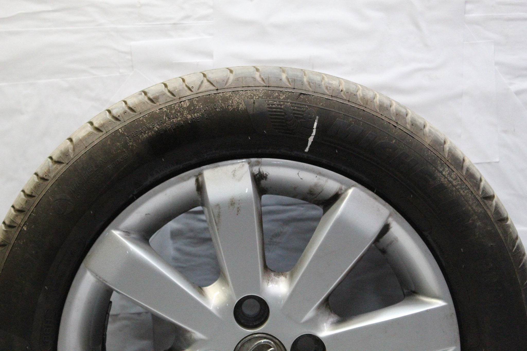 2011 TOYOTA YARIS Alloy Wheel with Tyre 185/60 R15 6.9MM