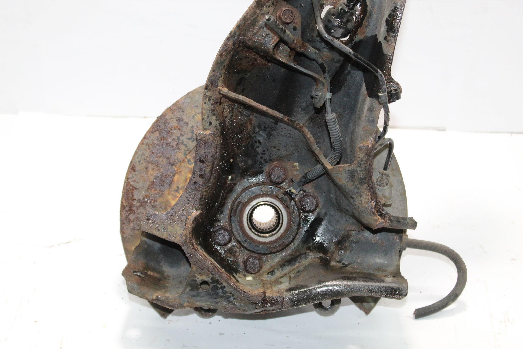 2013 JEEP COMPASS 2.2 RIGHT SIDE REAR HUB