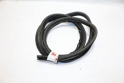 2007 CHRYSLER GRAND VOYAGER RIGHT SIDE REAR DOOR RUBBER SEAL
