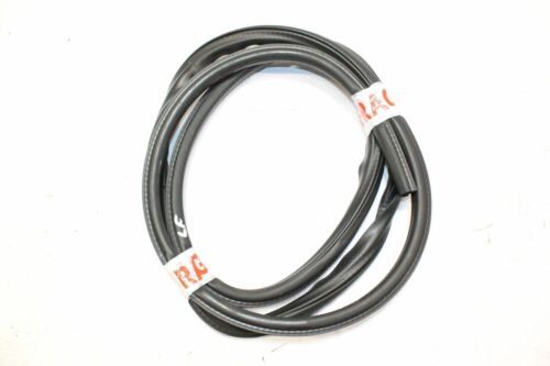 2008 JEEP PATRIOT LEFT SIDE FRONT DOOR RUBBER SEAL