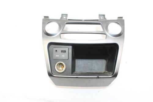 2014 SSANGYONG KORANDO AUX USB SWITCH CONTROL TRIM