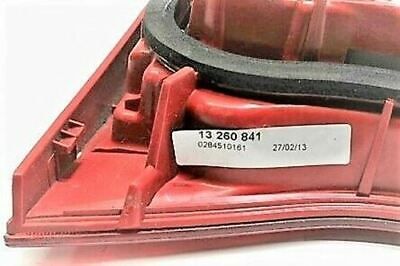 2013 VAUXHALL MERIVA RIGHT SIDE REAR TAIL LIGHT 13260841