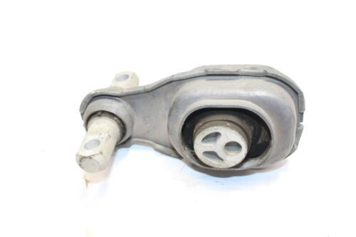 2019 MERCEDES A CLASS W177 ENGINE MOUNT A2472400600