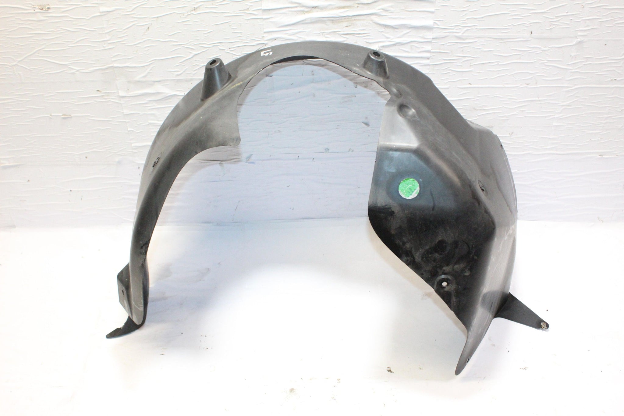 2015 MG MG3 LEFT SIDE FRONT WHEEL SPLASH GUARD 10097025
