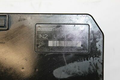 2007 RENAULT MEGANE 1.5L ENGINE BAY FUSE BOX 8200481 866