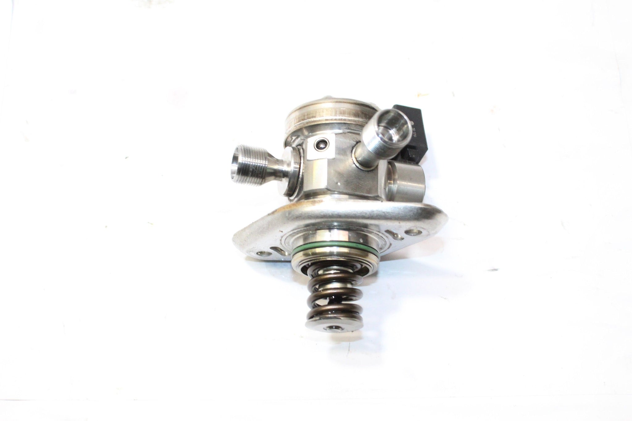 Mercedes A Class W177 High Pressure Fuel Pump A282070001 1.3 2019