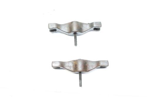 2014 SSANGYONG KORANDO 2.0 FUEL INJECTOR CLAMP BRACKETS WITH BOLTS