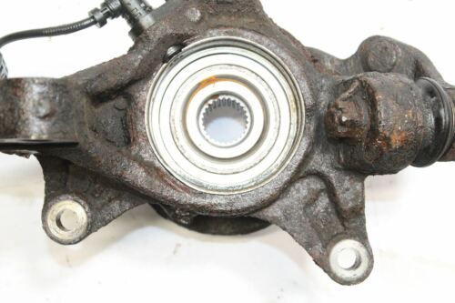 2004 LEXUS RX300 3.0 PETROL RIGHT SIDE FRONT HUB WITH ABS SENSOR