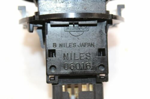 2007 NISSAN X TRAIL T30 HAZARD SWITCH