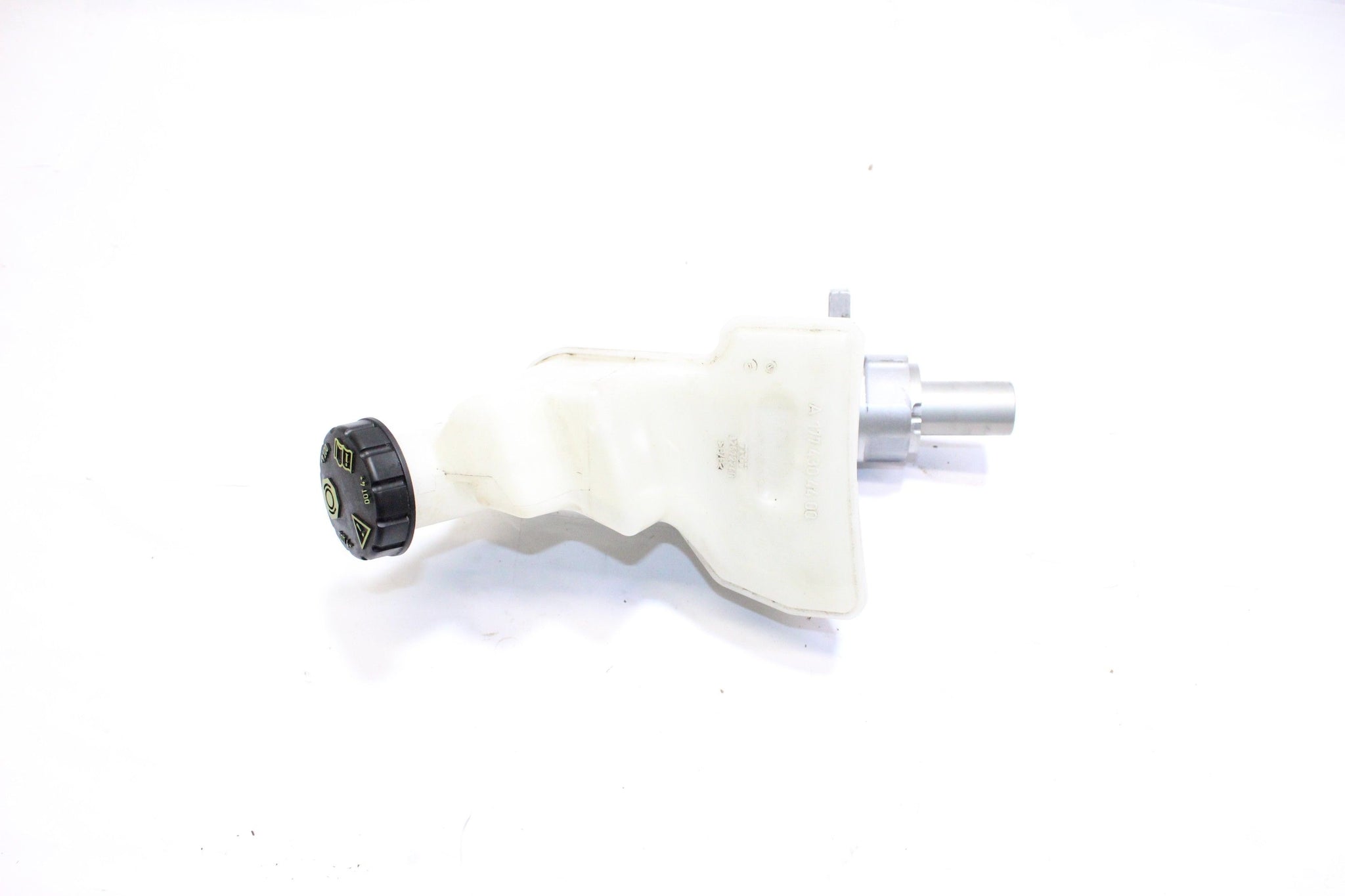 Mercedes A Class W177 Brake Master Cylinder A1774304400 2019