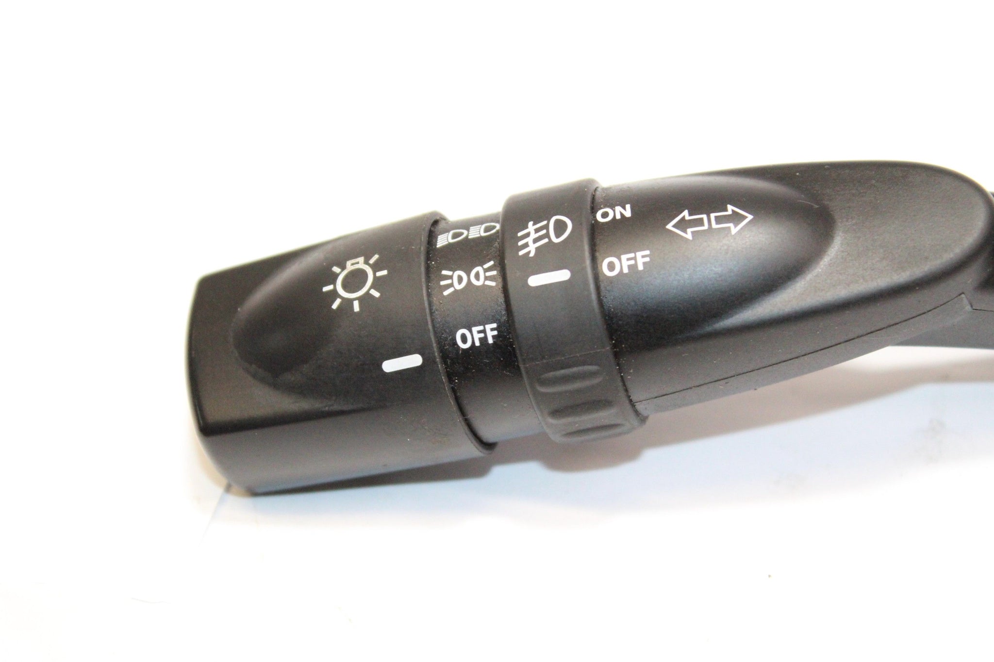 Ssangyong Korando Indicator Light Switch Stalk 202008888 2017
