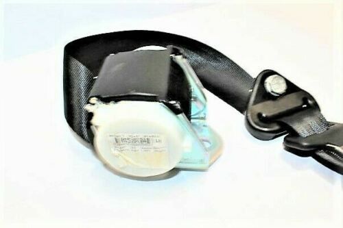 2012 FIAT 500 LEFT SIDE REAR SEAT BELT 07354925770