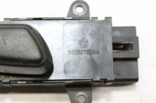 2007 JEEP CHEROKEE FRONT ELECTRIC SEAT SWITCH ADJUSTER 55352782AA