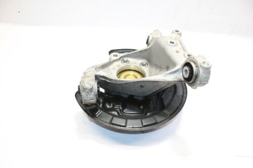 2019 MERCEDES A CLASS W177 2.0 hub left passenger side rear A2473571300