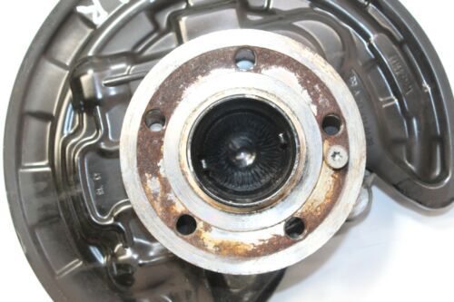 2019 MERCEDES A CLASS W177 2.0 hub left passenger side rear A2473571300