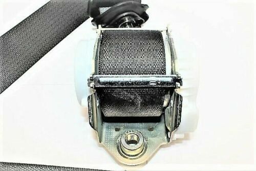 2016 VAUXHALL ADAM LEFT SIDE FRONT SEAT BELT 13405566